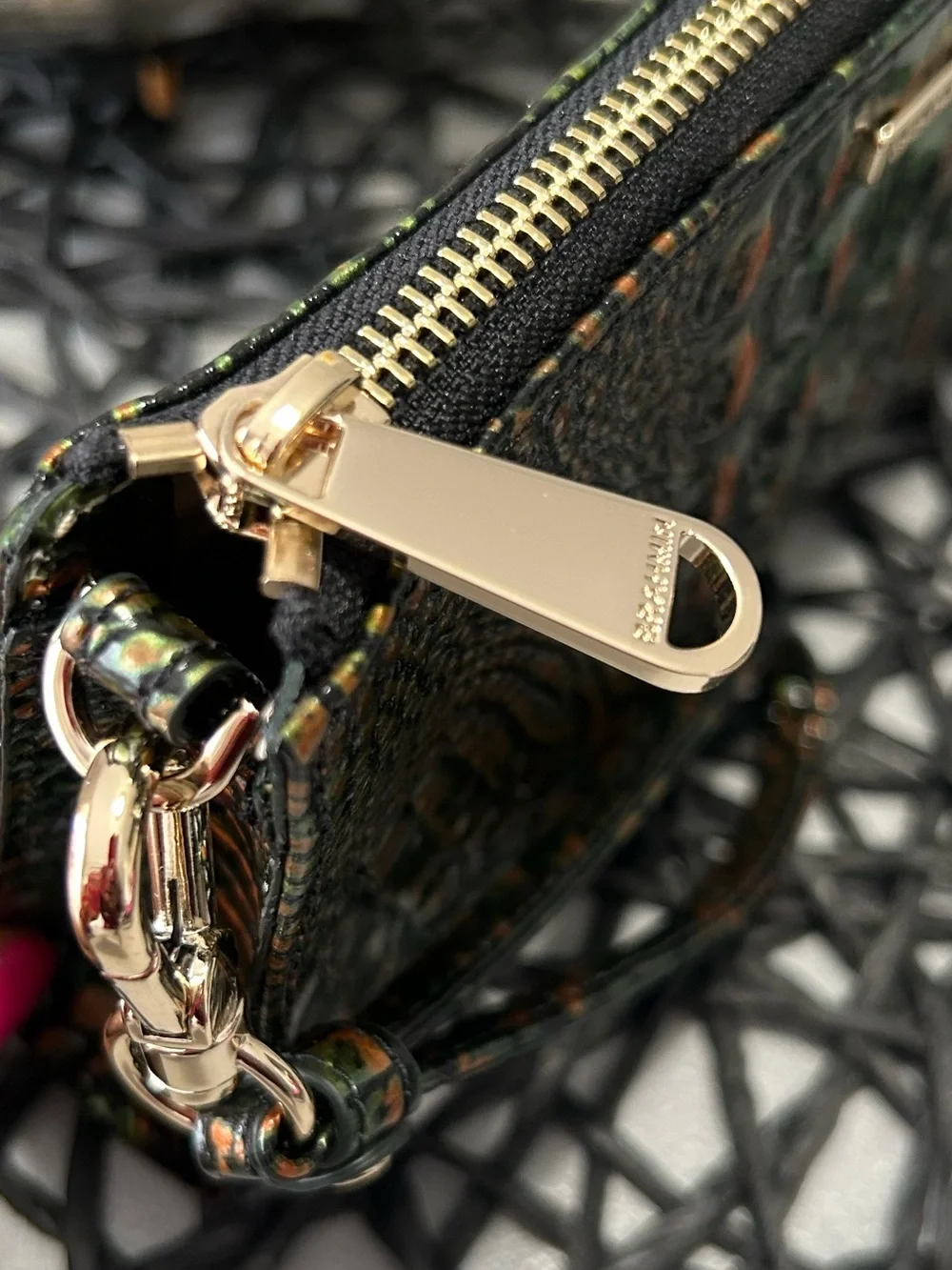 BRAHMIN DAISY SAMBA WRISTLET / CLUTCH NWOT
